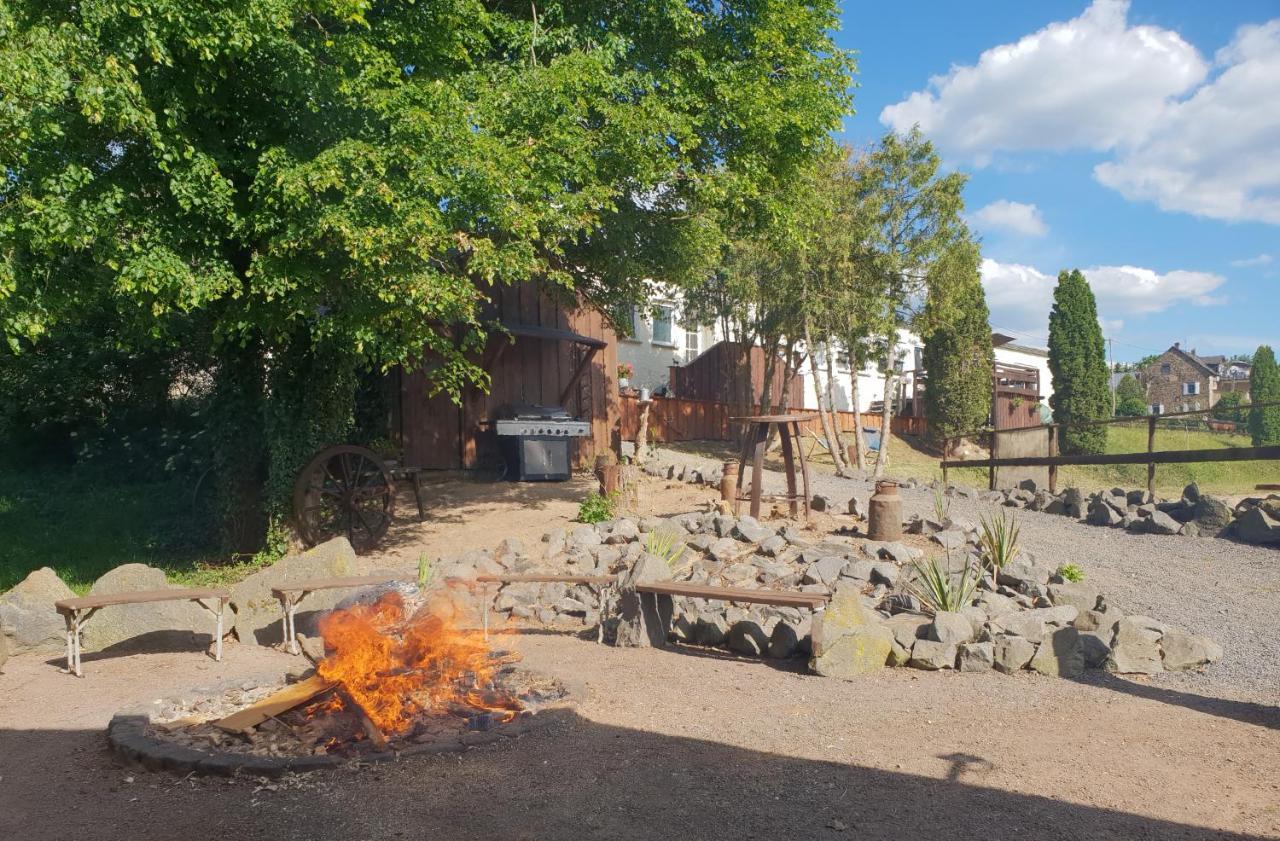 Besondere Ferienwohnung Spirit Auf Idyllischem Reiterhof Nahe Burg Eltz Münstermaifeld Zewnętrze zdjęcie